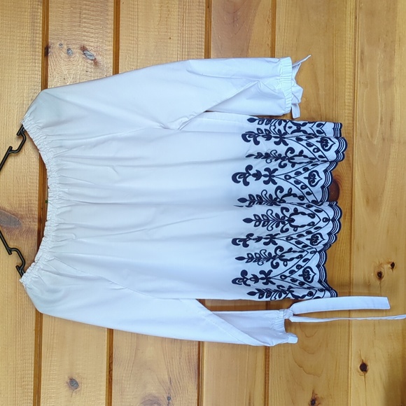 Time & Tru Eyelet Blouse - Picture 6 of 6